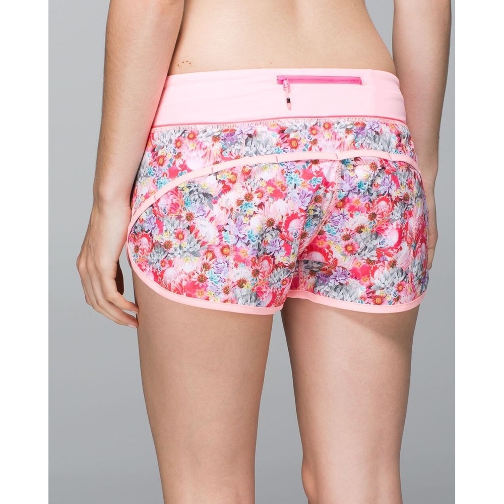 Lululemon Run Speed Short Flowabunga Pink Coral 6 Spring Athletic Gym Workout